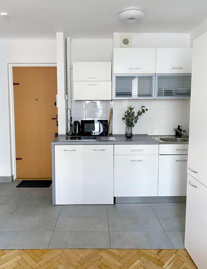 Halby Apartment Chlodna 15 Warsaw Exterior photo
